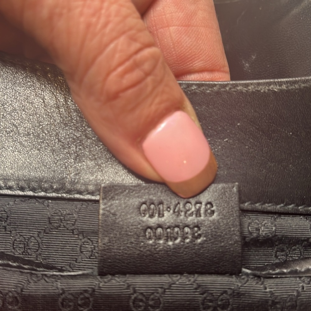 GUCCI PURSE & HEELS - Picture 5 of 15